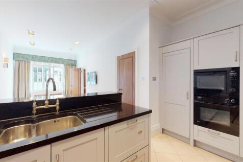 Kitchen (2)