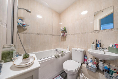 1372667-7-68fa332...