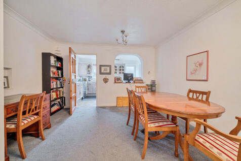 1387616-11-693178...