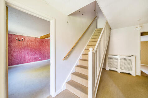 1355732-4-68d2be3...