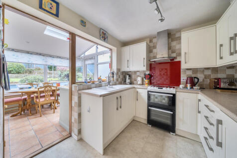 1361585-12-68dfb4...