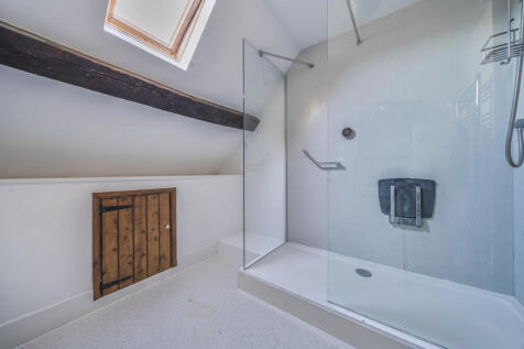 1347724-8-68d2669...