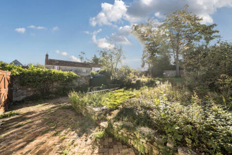 1347724-4-68d2667...