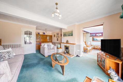 1371782-9-68ff698...