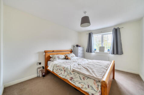 1375638-7-69088db...