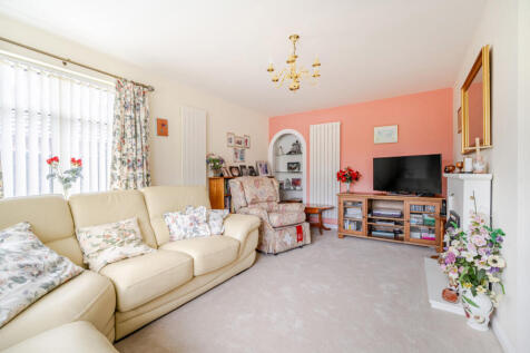 1380299-4-6911e54...