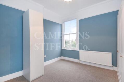 Flat 5, 12 Teignmouth Road - Reception (3).jpg