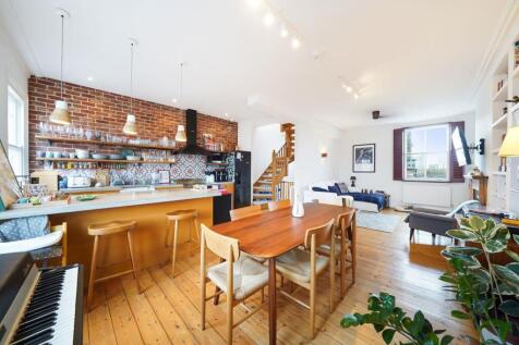 19244805 kitchen 2.jpg