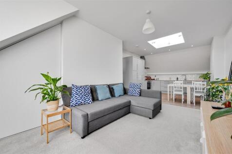 _DNP6389HDR.jpg