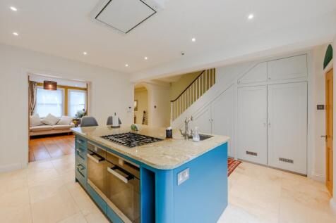 Kitchen / Living