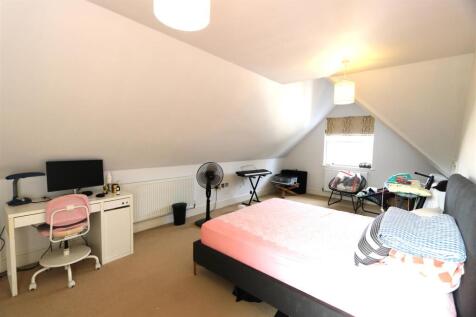 Loft Room.JPG