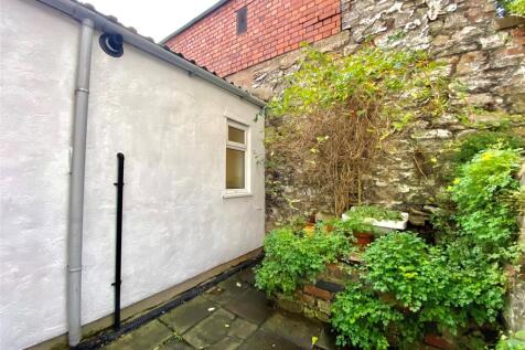 Courtyard Garden