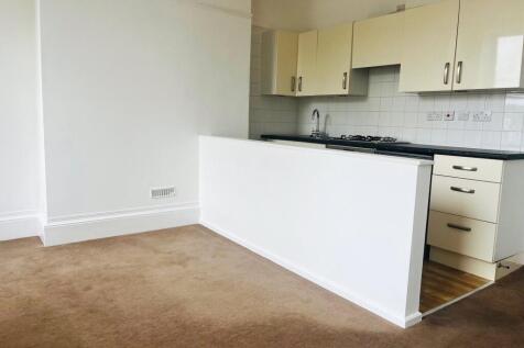 Living Room/Kitchen