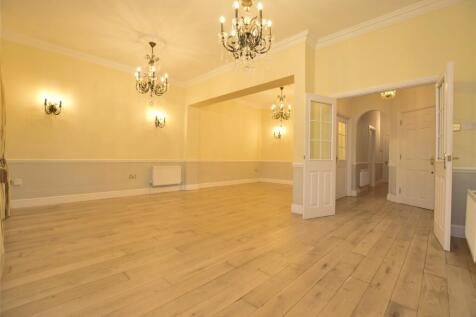 Living/Dining Room
