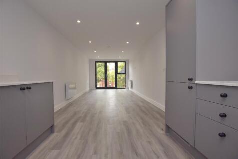 Kitchen/Living Area