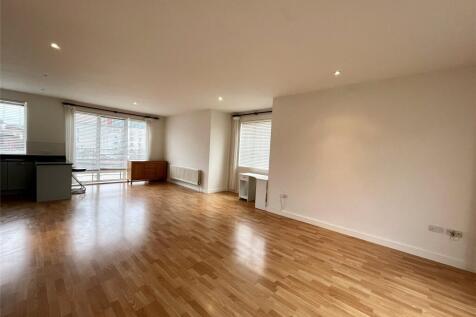 Living/Kitchen Area