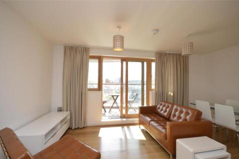 Living Room/Kitchen