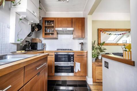 1349476-4-68c83ce...