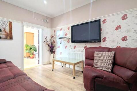 Communal Lounge
