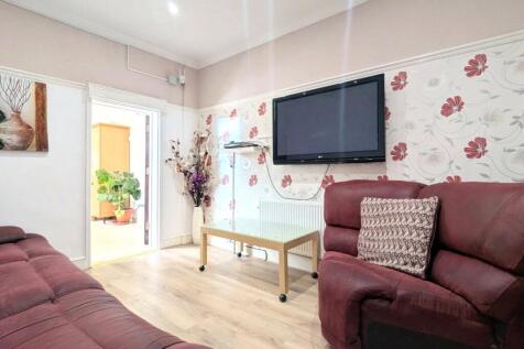 Communal Lounge