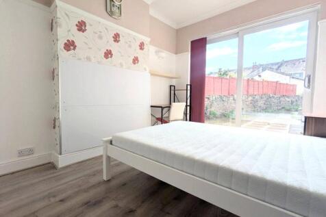 Bedroom Seven