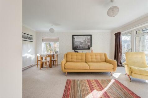 4LaurelCourt(Interior)(9of20).jpg