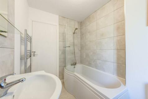 4LaurelCourt(Interior)(19of20).jpg