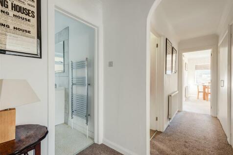 4LaurelCourt(Interior)(15of20).jpg