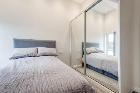 Apt.15BeauchiefGrove(Interior)(20of23).jpg