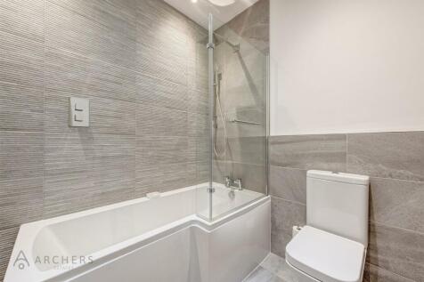 Apt.15BeauchiefGrove(Interior)(16of23).jpg