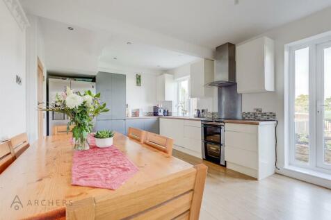 74aRigsteadCrescent(Interior)(9of27).jpg