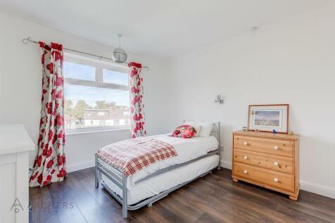 74aRigsteadCrescent(Interior)(16of27).jpg