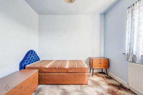 13ThrushStreet(Interior)(15of17).jpg