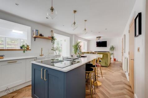 17WestwoodAvenue(Interior)(2of50).jpg