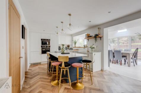 17WestwoodAvenue(Interior)(1of50).jpg