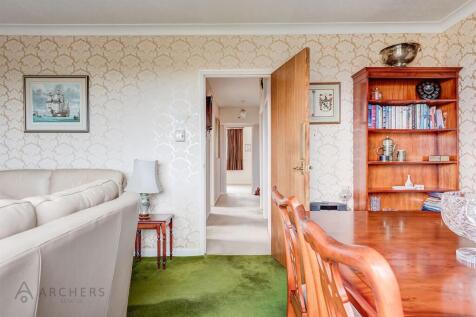 Flat5,16MoorbankRoad(Interior)(8of18).jpg