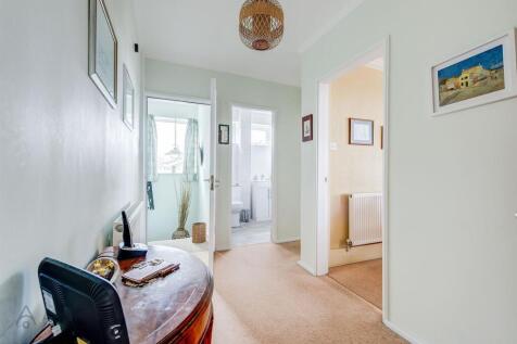 60MoorbankRoad(Interior)(1of19).jpg