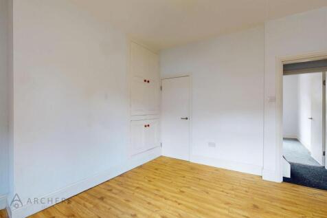 36PlymouthRoad(Interior)(5of15).jpg