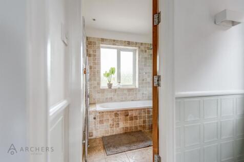 5ToftwoodAve(Interior)(28of41).jpg