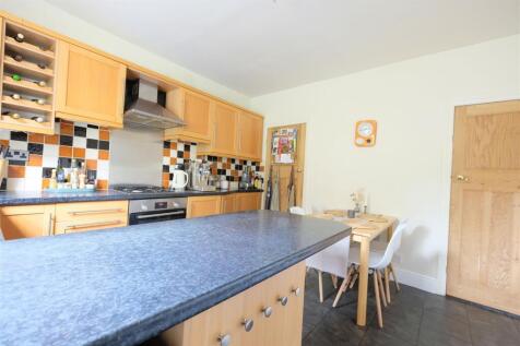 Kitchen03.jpg