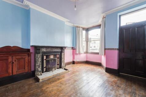 15HawthornRoad(Interior)(1of24).jpg