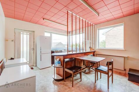 1BarnfieldAve(Interior)(6of17).jpg