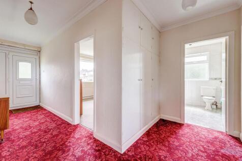 1BarnfieldAve(Interior)(16of17).jpg