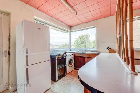 1BarnfieldAve(Interior)(7of17).jpg