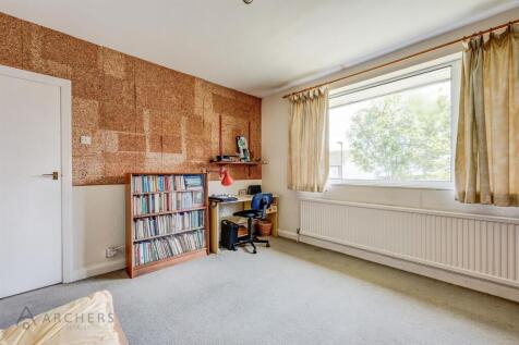 1BarnfieldAve(Interior)(12of17).jpg