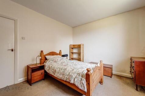 1BarnfieldAve(Interior)(14of17).jpg