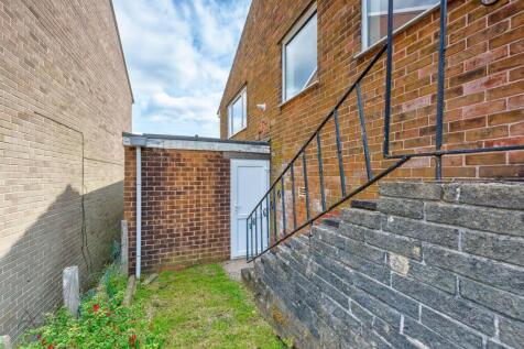 1BarnfieldAve(Exterior)(7of9).jpg