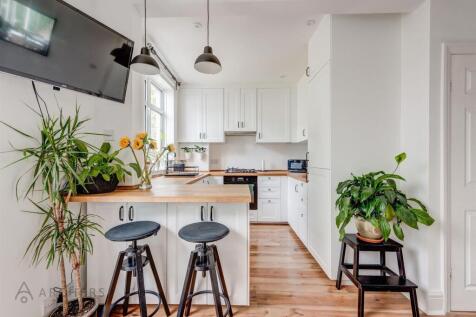 50CardonessDrive(Interior)-11.jpg