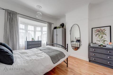 50CardonessDrive(Interior)-20.jpg