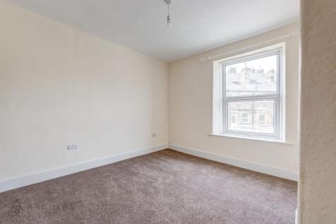 8PickmereRoad(Interior)-10.jpg